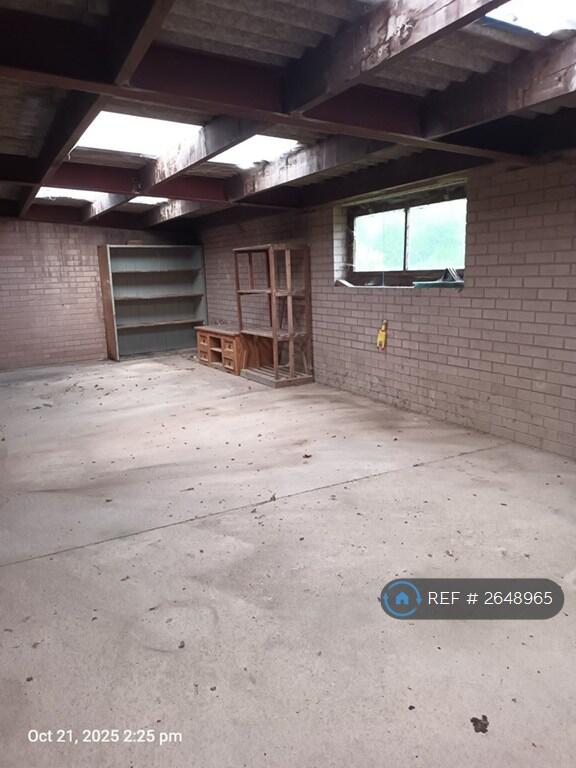 3 Car Garage