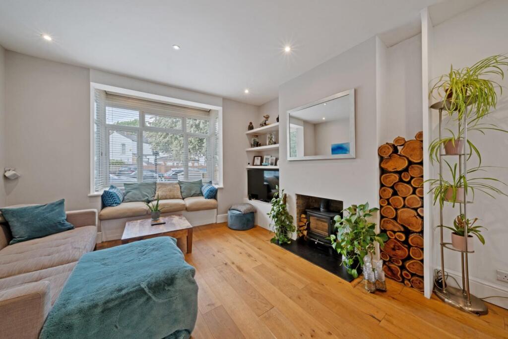 Grantham Road 79 PH13.jpg