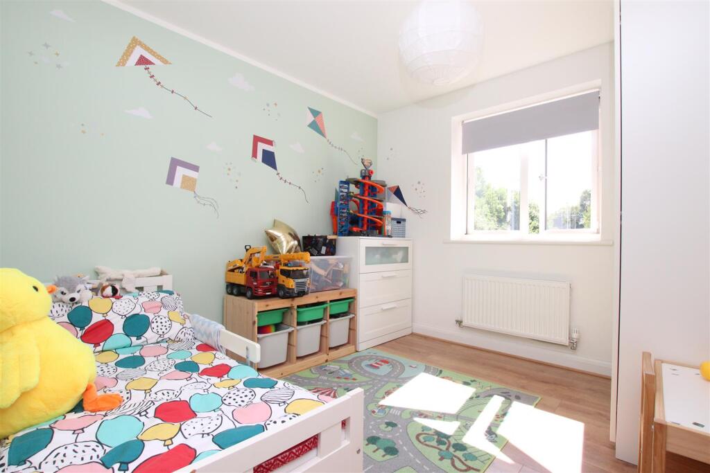Bedroom 2.JPG