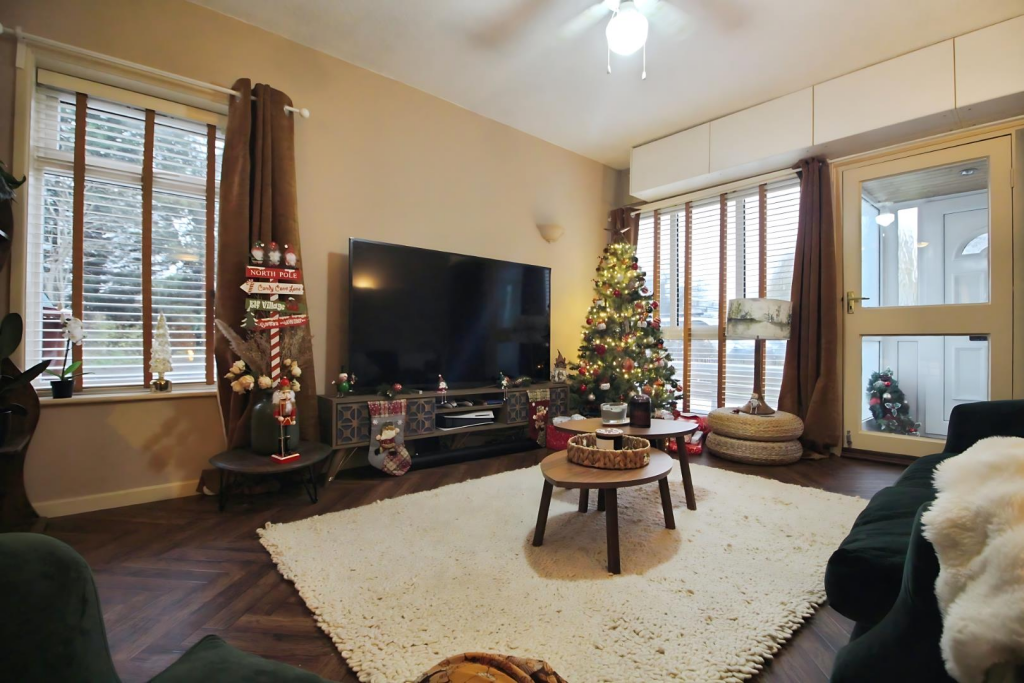 Living Room 1.png