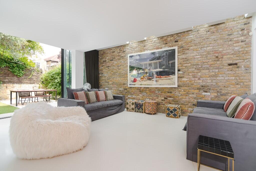 Tournay Road, London, SW6