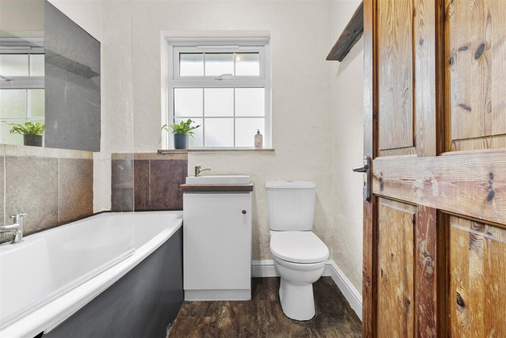 bathroom #2.jpg
