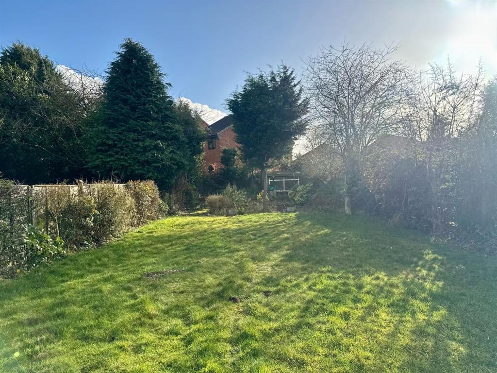 Garden 1.jpg