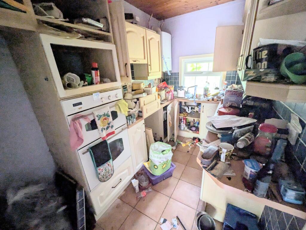 1000032738 T202509231607.jpg