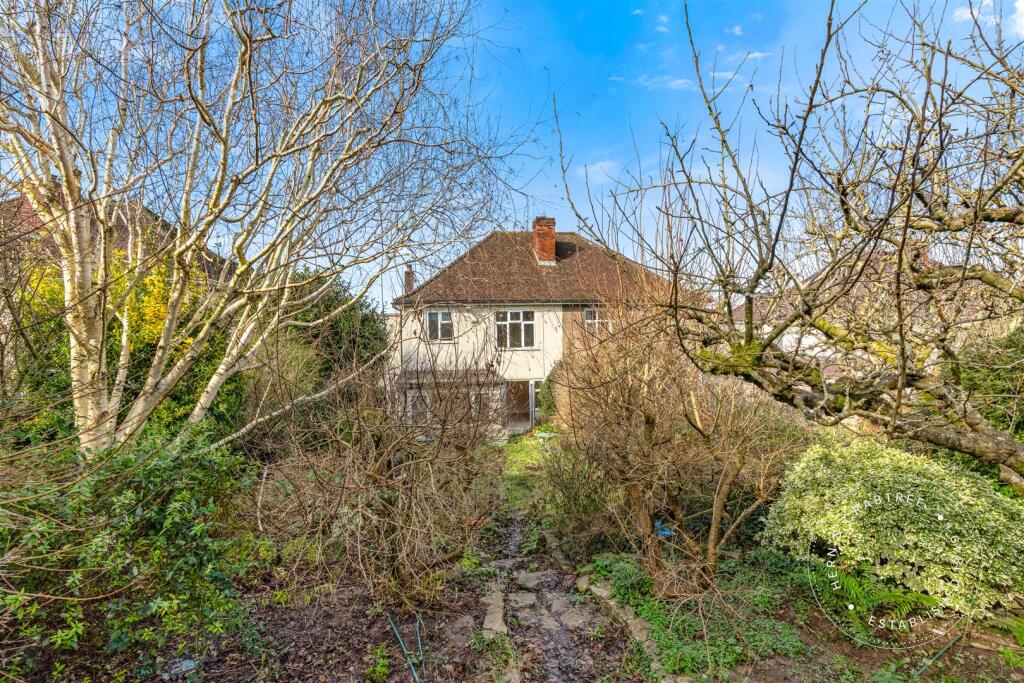 Horse Shoe Dr, Bristol, Hern Crabtree (40).jpg