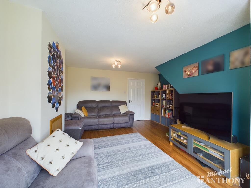 CAM02773G0-PR0249-STILL002