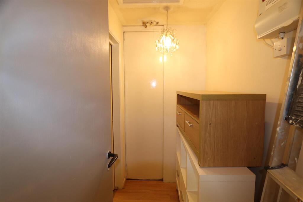 Wardrobe space.JPG