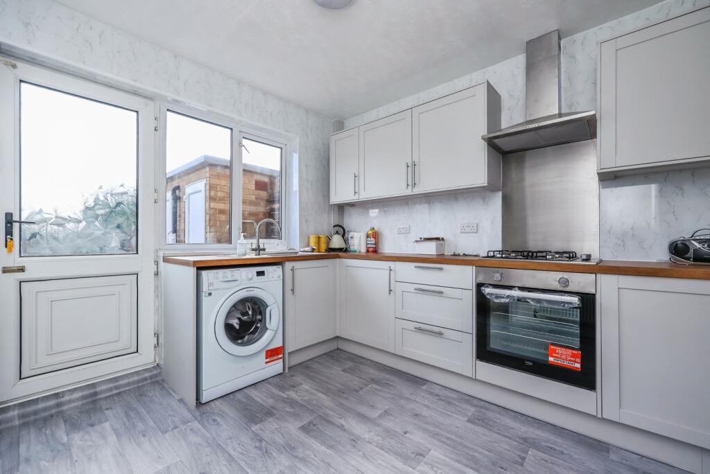 Fitted Kitchen