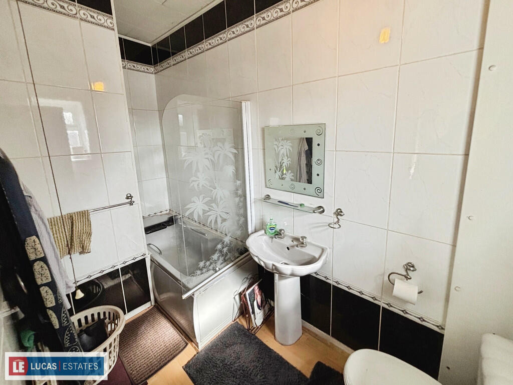 288495ee-image_pi...