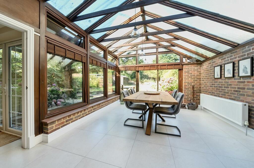 Davidson Frost-Wellings, DFW, Clamp Hill, Stanmore