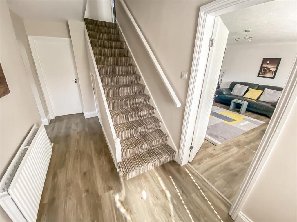 Hallway.jpg