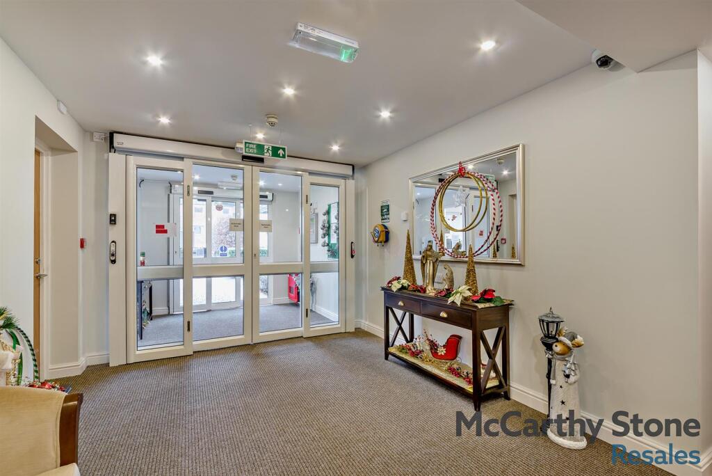 8673357-interior01-800.jpg