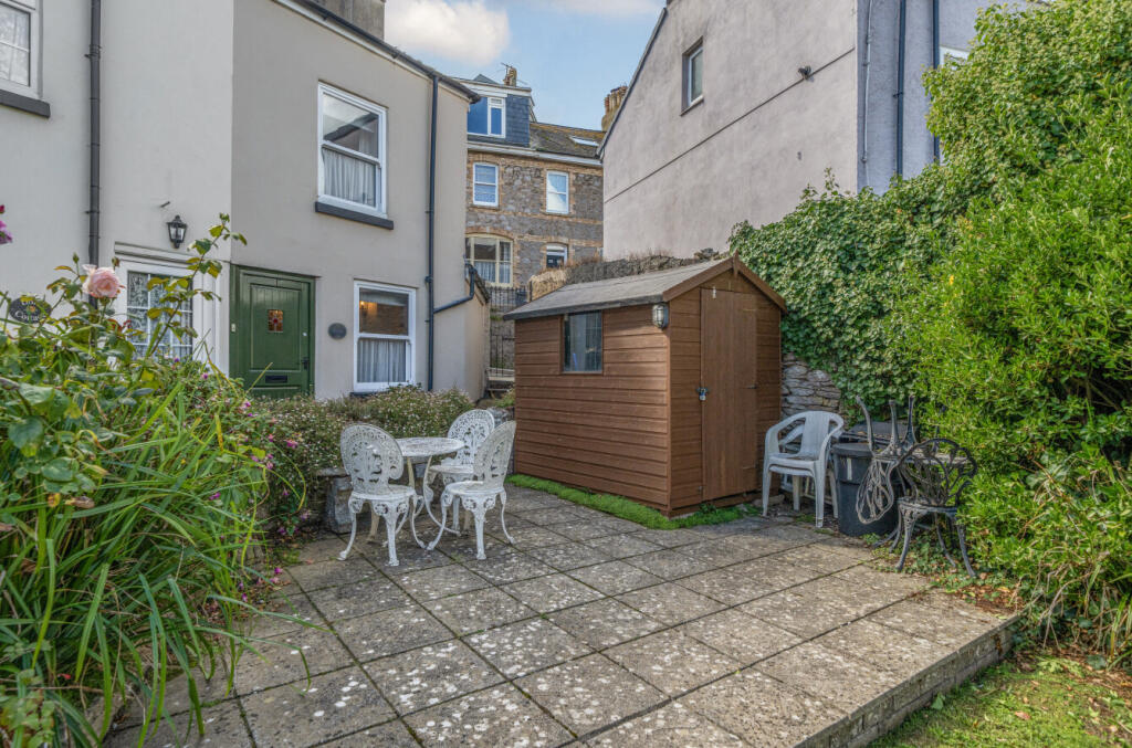 1349538-18-68bee1...