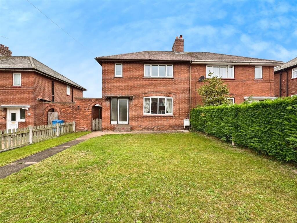 e2aa6e49--44D3-9C38-89D8665F6720-39662-000017EDFE5