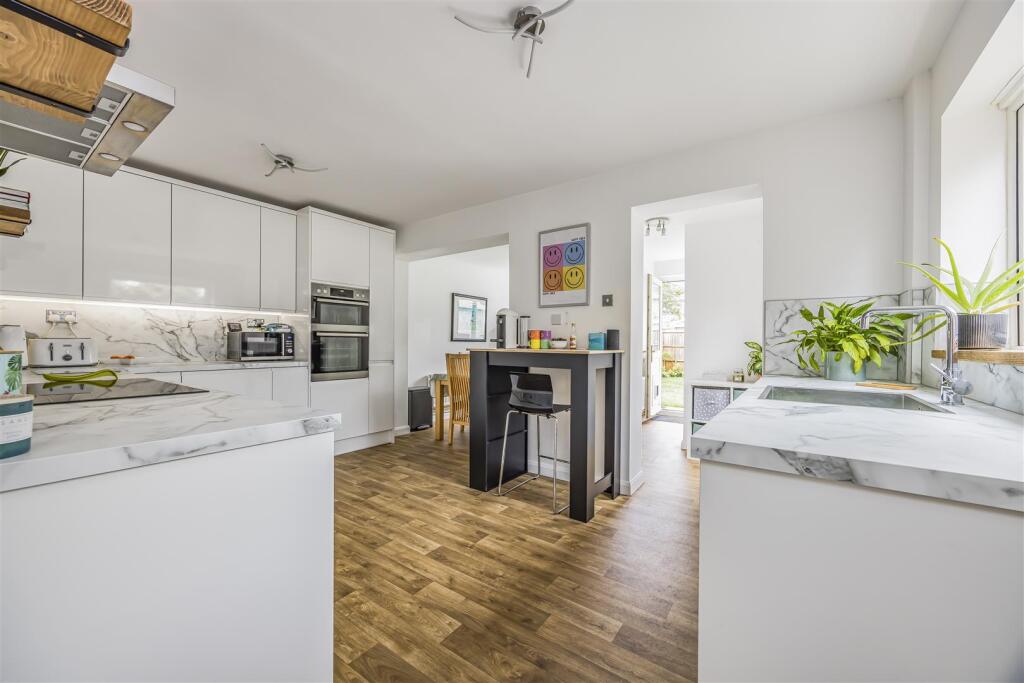 10 Overton Road, Southbourne-PorticoMarketing-Nexa
