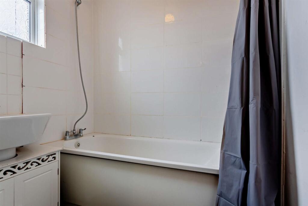 8647600-interior26-800.jpg