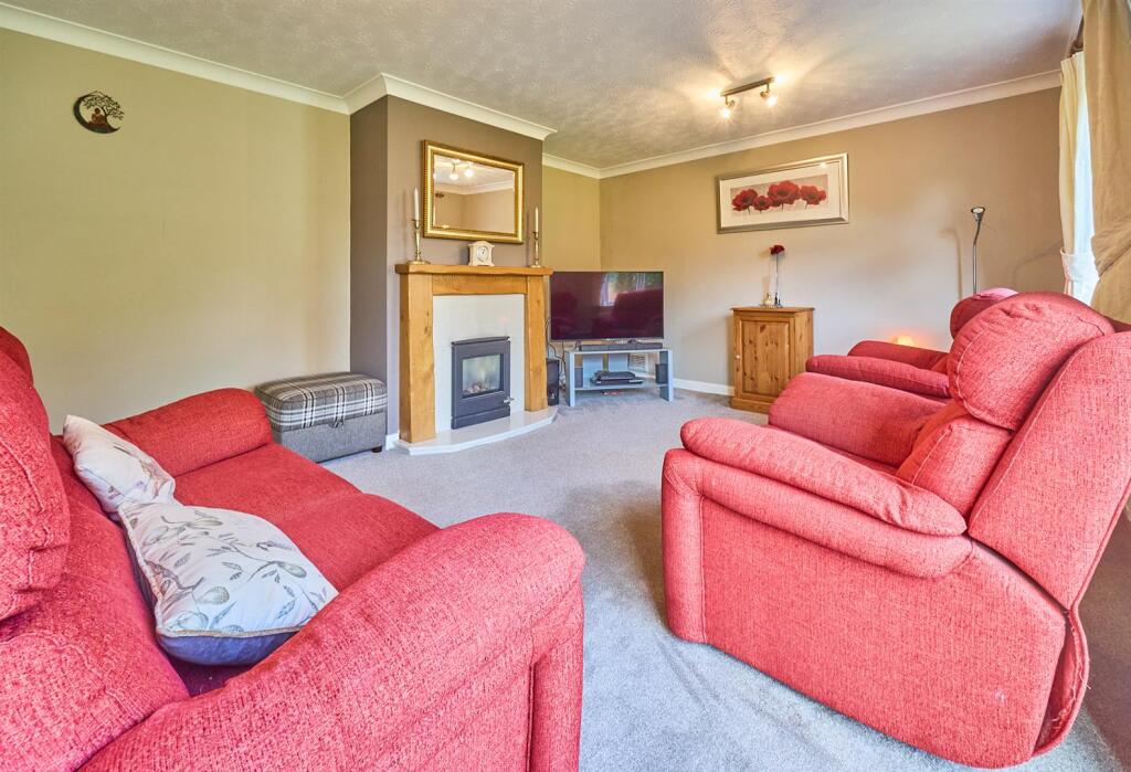 Crown Hill Road 8.jpg