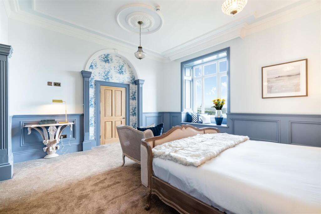 Bedroom 2-5.jpg
