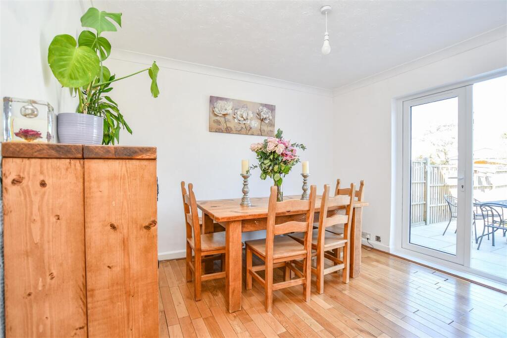 Dining Room 1.jpg