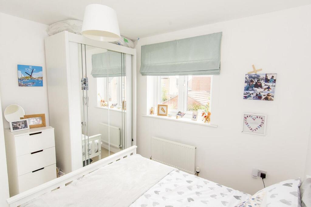 Bedroom Four Photo 2