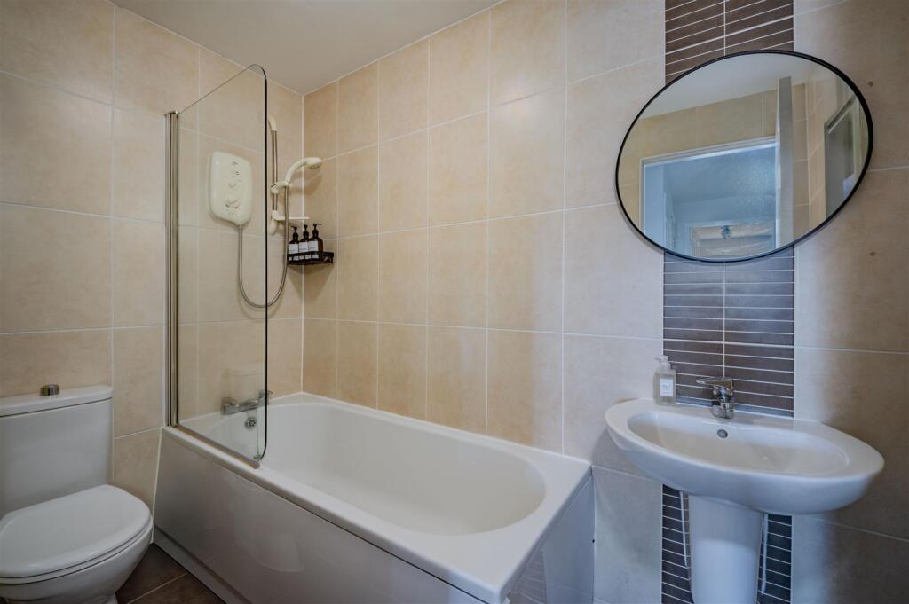 23 Braemar Gardens BF-10.JPG