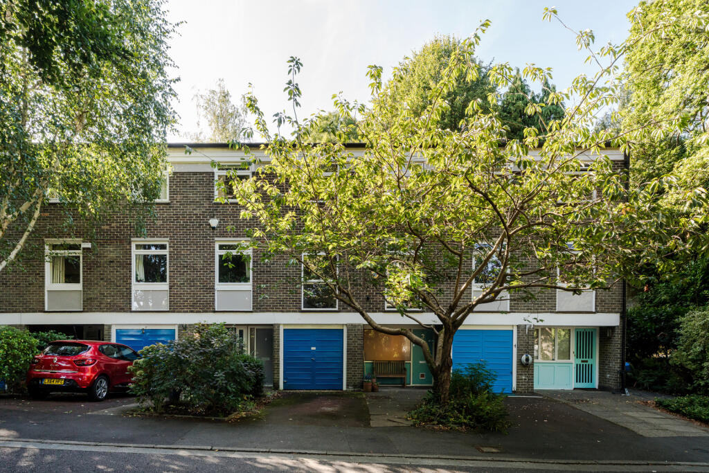 309397 - 3 Peckarmans Wood-4.jpeg