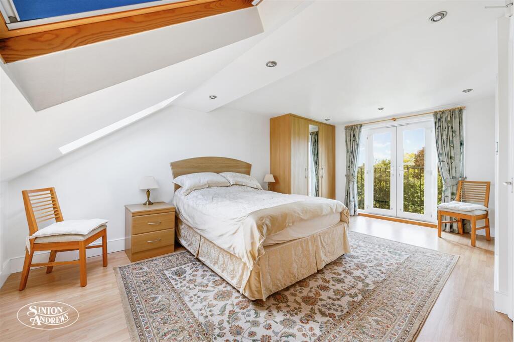 20 Erlesmere Gardens-15.jpg