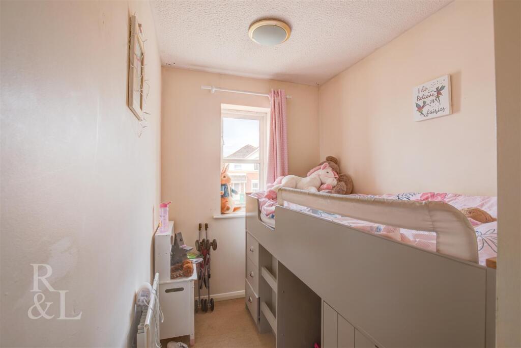 8 Penkridge Road (6).jpg