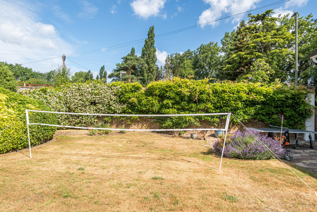 1317641-6-685e5e1...