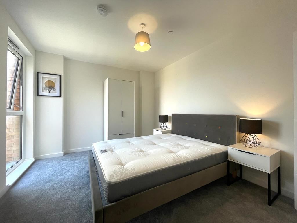 Bed pic 1.jpg
