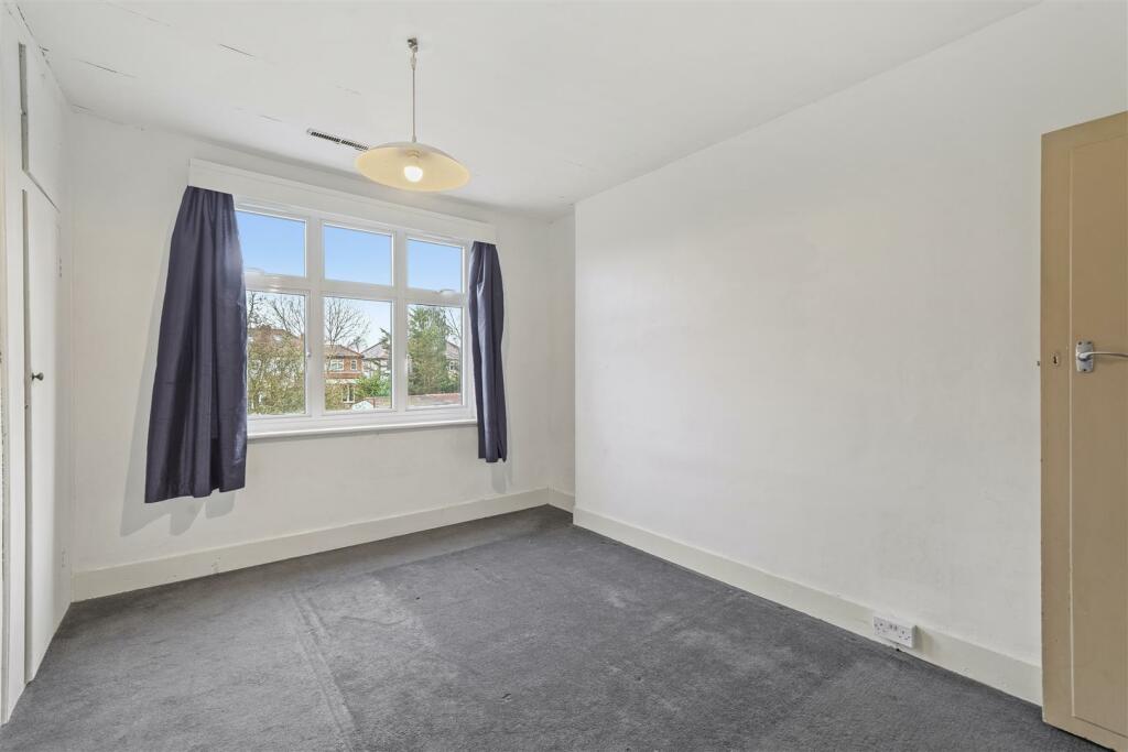 216 Watford Road - SbrWewl32WpAhmRiKJl1.jpg