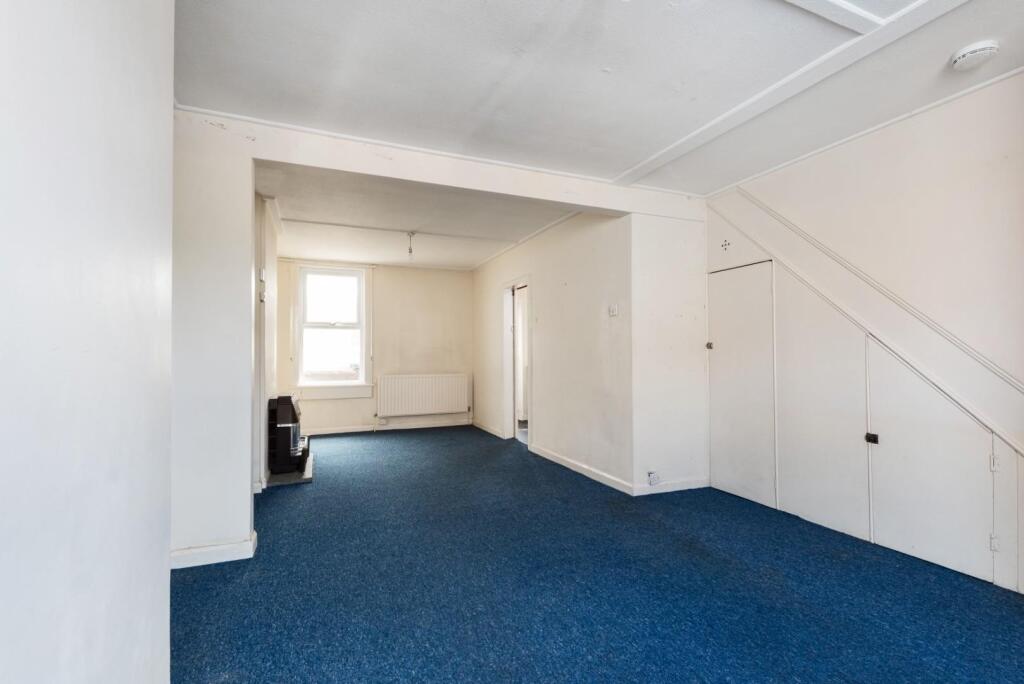 25 Highland Road, Bath BA2 1DY-5.jpg