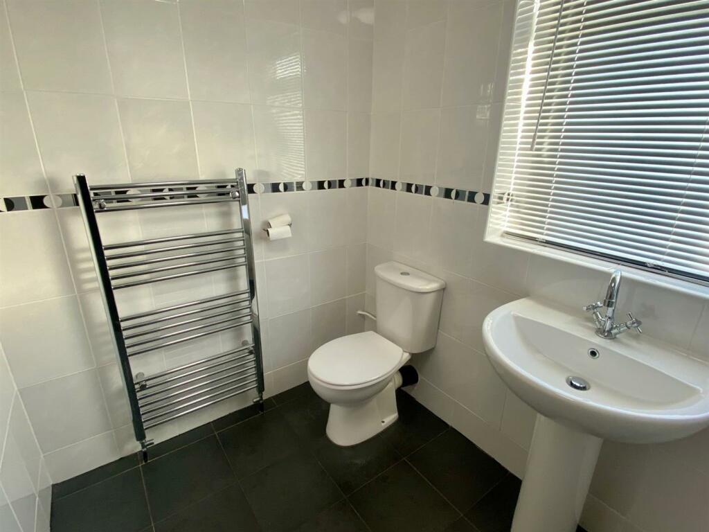 bathroom other pic.jpg