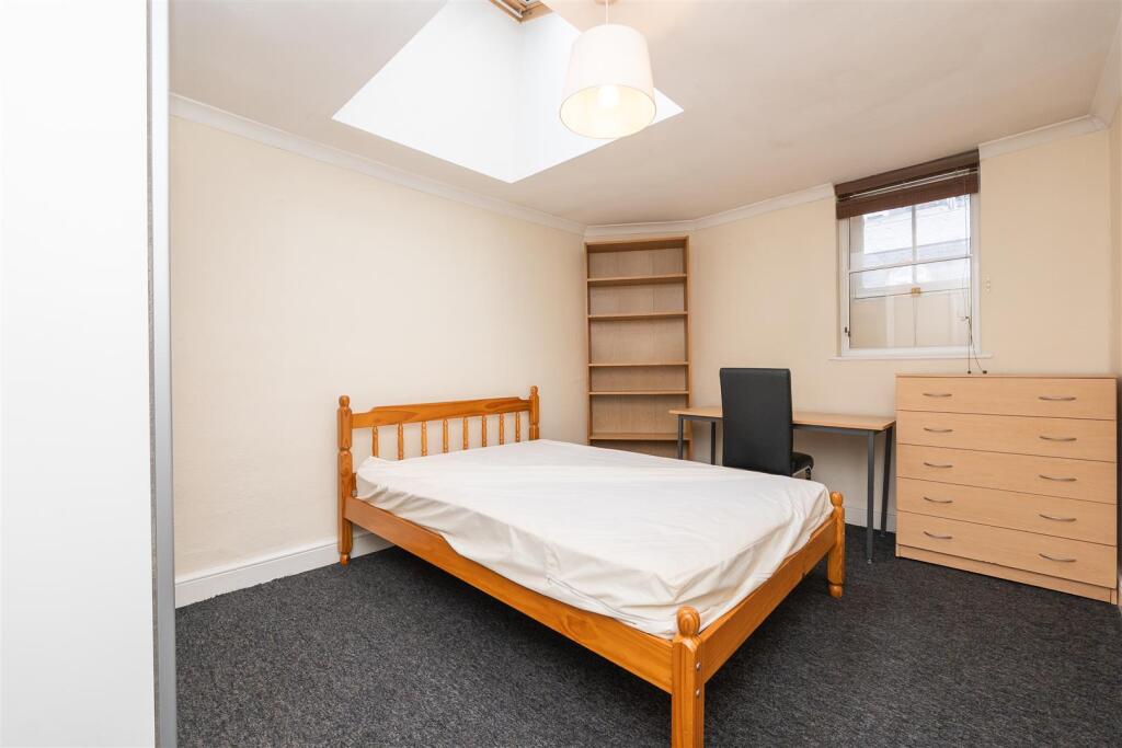 Flat-2-57-Queens-Road-BS8-1QL-23.jpg