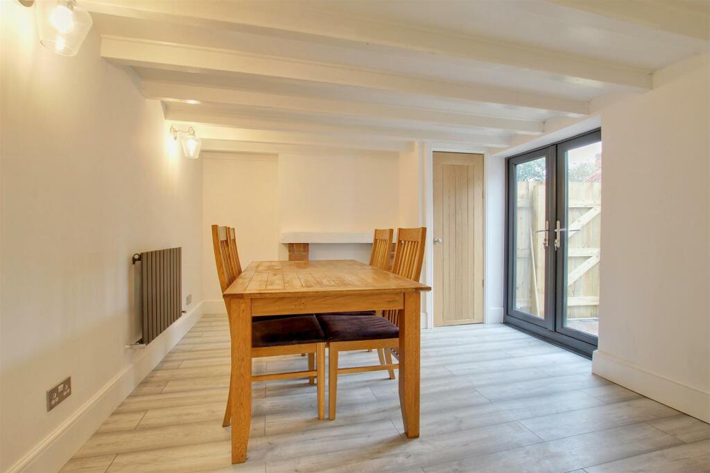DINING/DAY ROOM