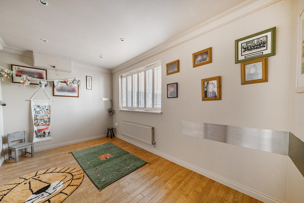 11681c7e8cef47a1289305arw11