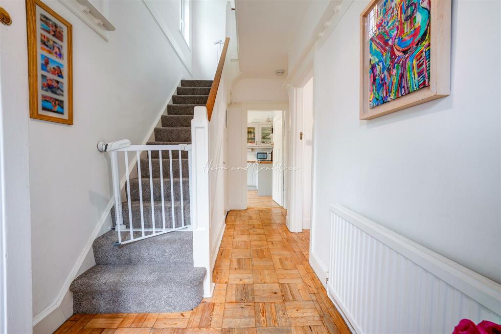 Porthamal Gardens, Rhiwbina, HernCrabtree (16).jpg