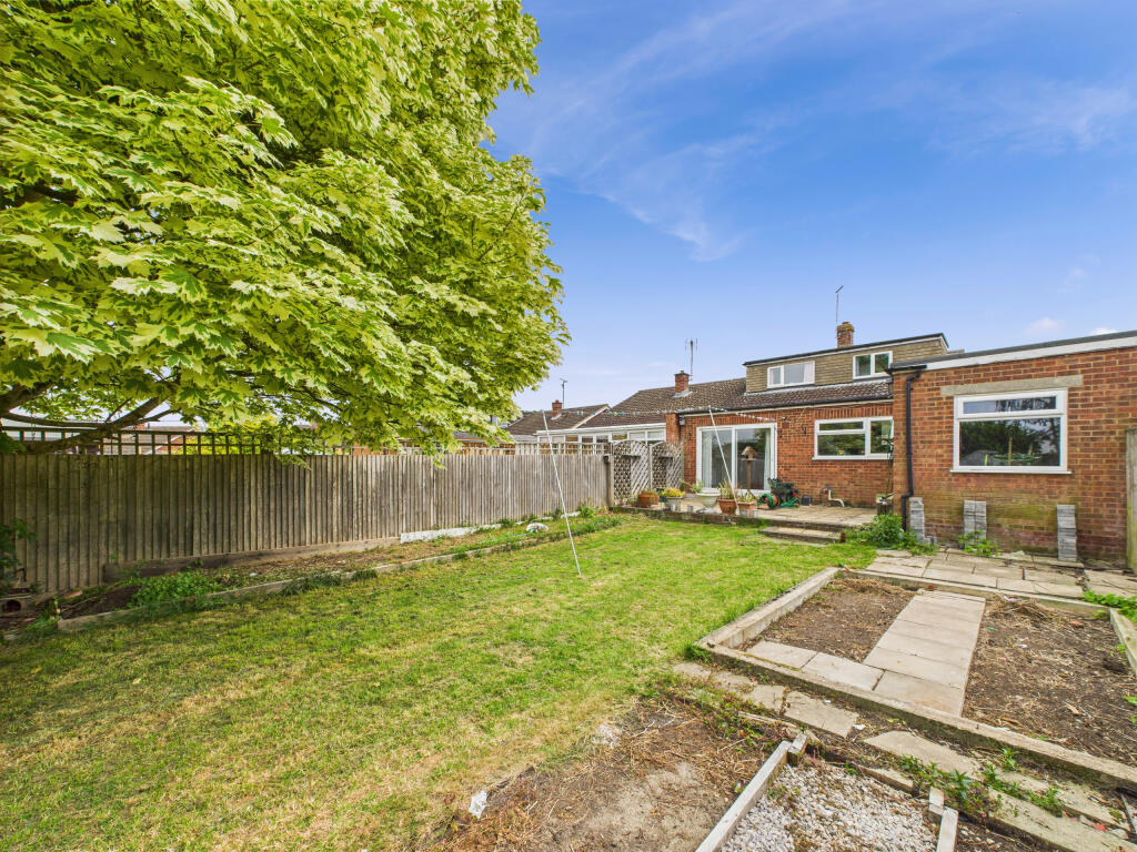 CAM02909G0-PR0405-STILL013