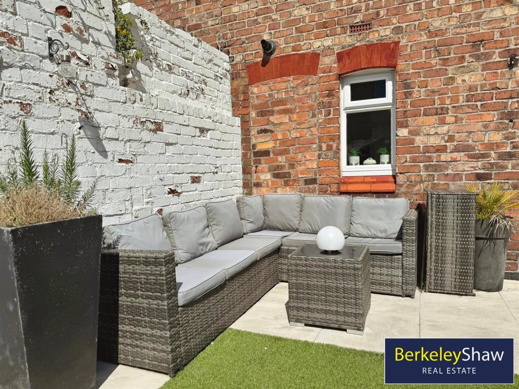 70af0f9e--4D22-887D-EDB090E99B8C-99237-00000D381B1