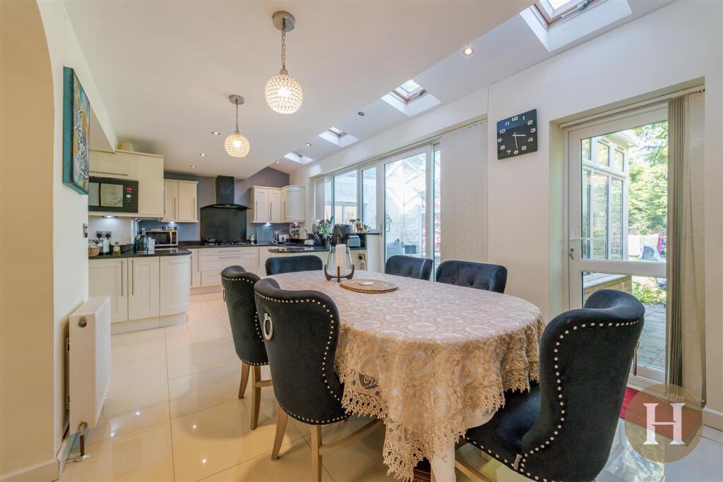 Kitchen Diner