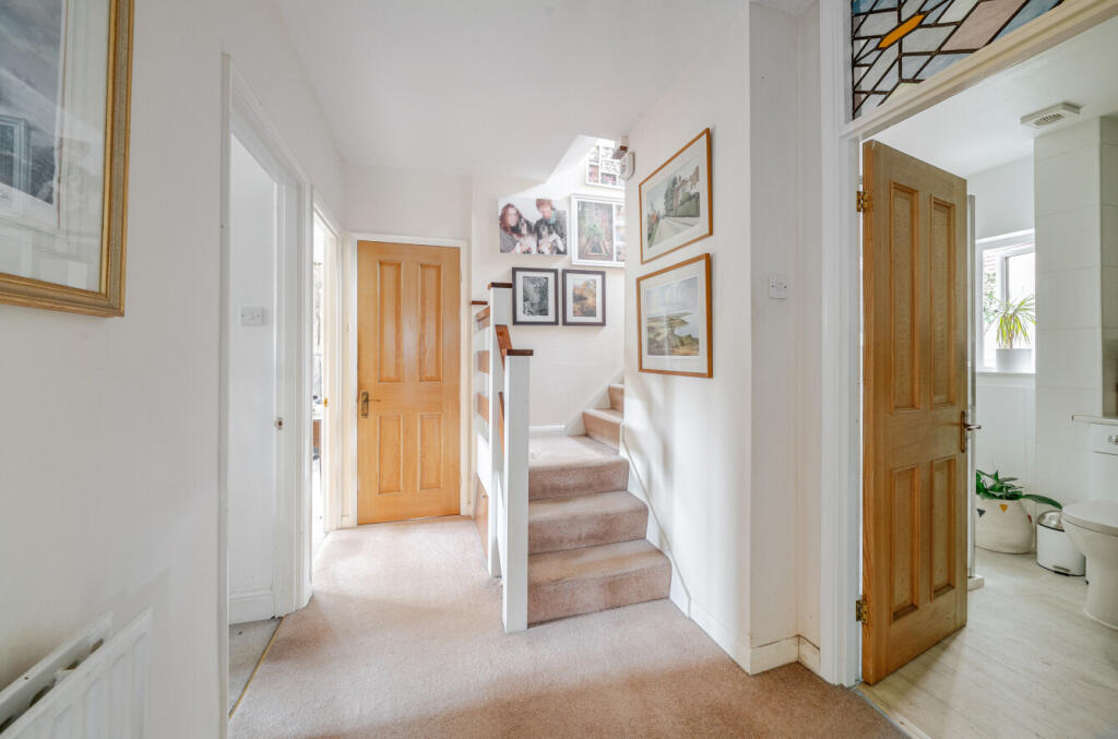 1296841-16-682f16...