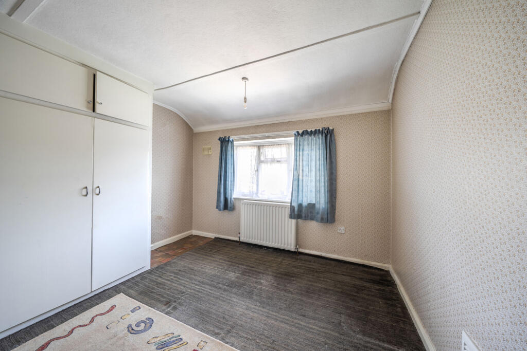 1297805-8-682c840...