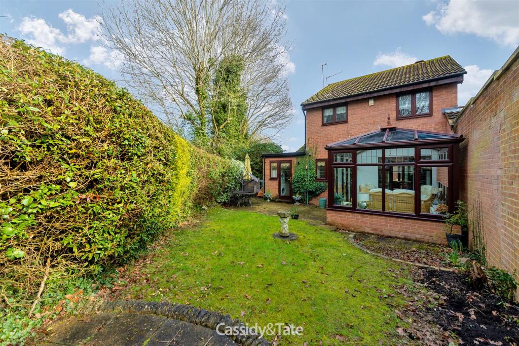 19 Portman Close_32.jpg