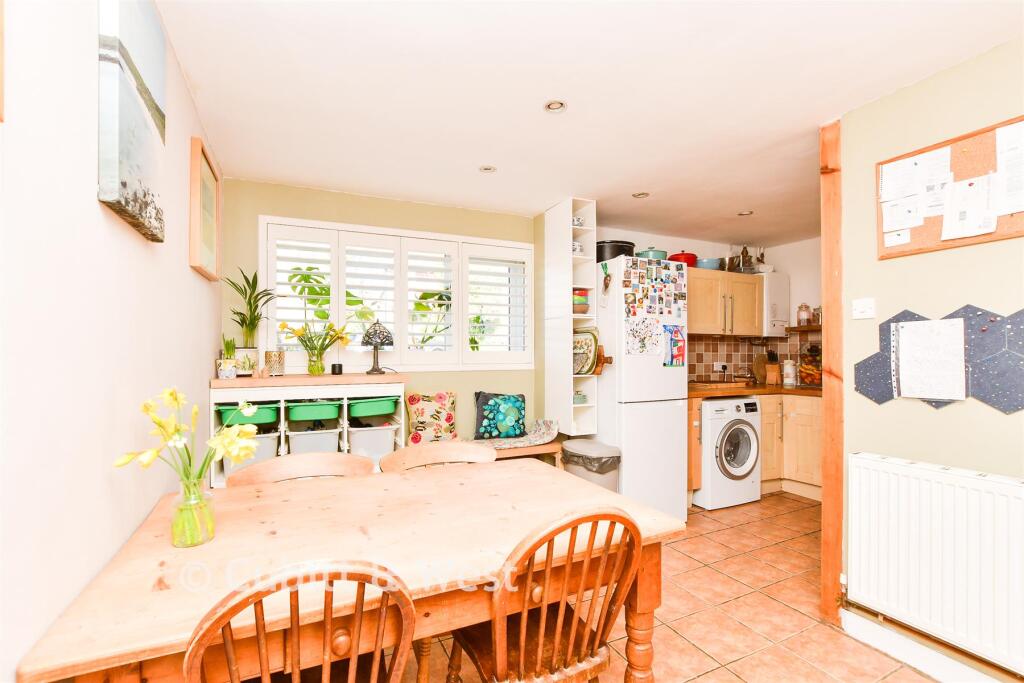 Breakfast Room / Diner