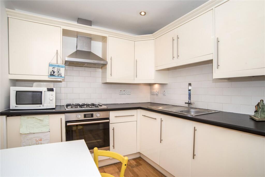 Picture No. 03