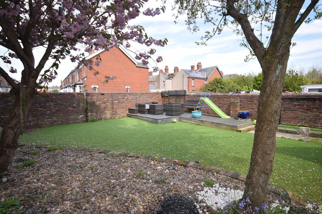 GARDEN