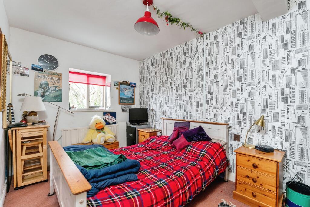 Bedroom2