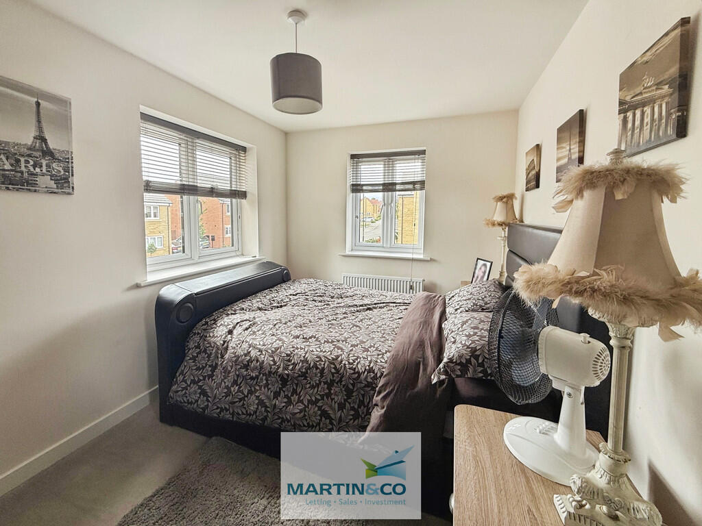 f79f0ac6--49EB-8D...