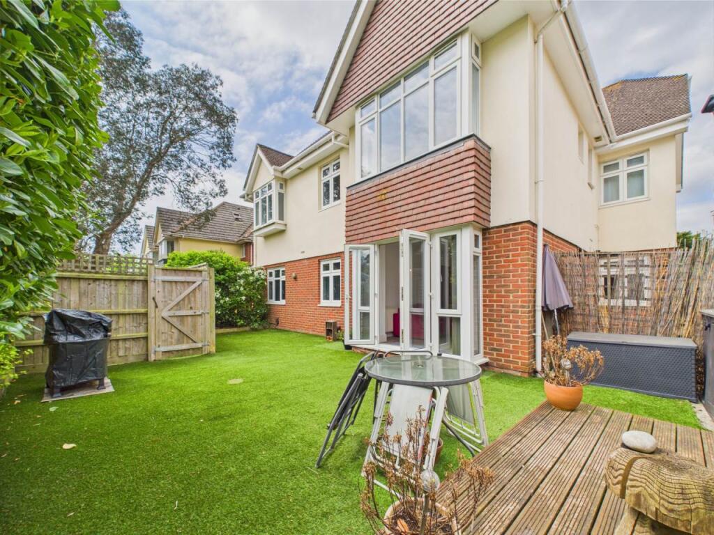 1 the gate house gar