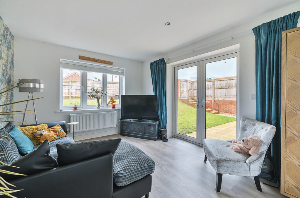 1328161-13-687e5b...